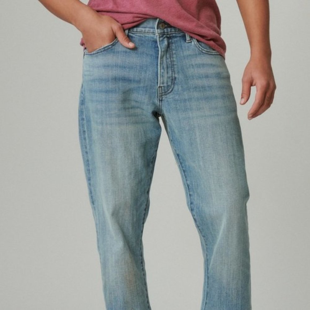 38x30 Lucky Brand Men's 410 Athletic Straight Premium Coolmax Stretch Jean